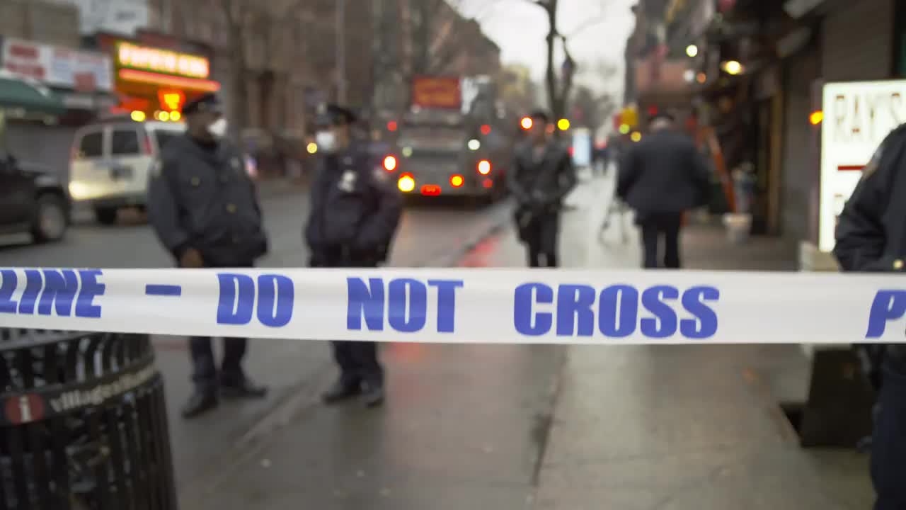 NYC Sees Surge of Gun Violence on Thanksgiving Eve — 7 Shot Across 3 Boroughs in Four Hours 667 item