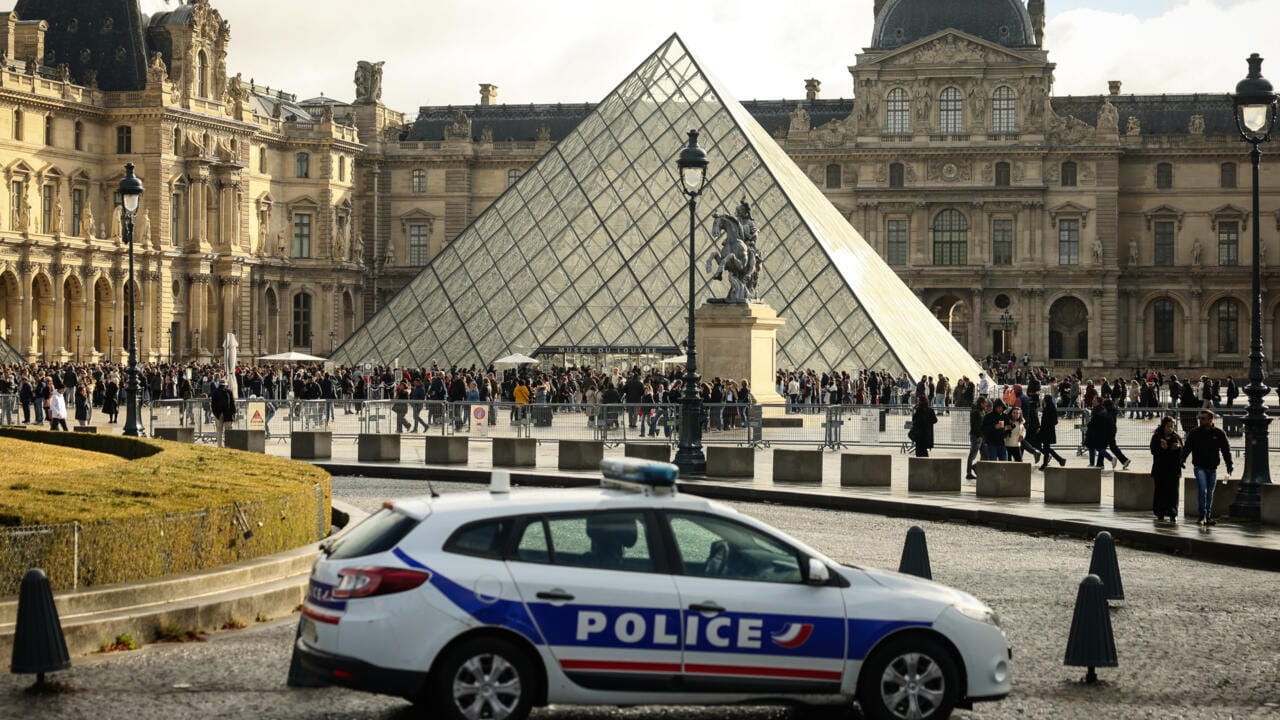 Fourth Suspect Arrested in Bold Heist of French Crown Jewels from Louvre AP25329483897314
