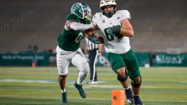 College Football Player Arrested After Alleged Stabbing of Teammates Just Hours Before Game GettyImages 2247422409 UAB player stabs teammates before game