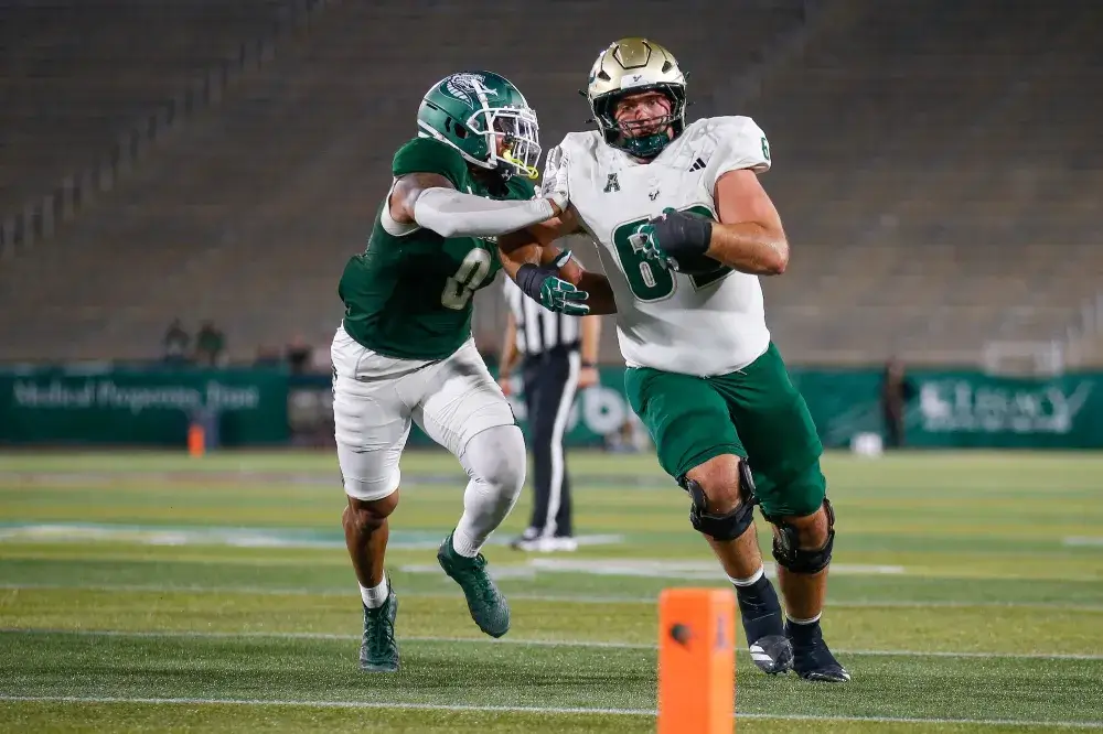 College Football Player Arrested After Alleged Stabbing of Teammates Just Hours Before Game GettyImages 2247422409 UAB player stabs teammates before game