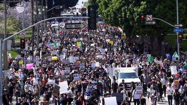 Immigration Raids Los Angeles 60 1749428195818 1749428207253