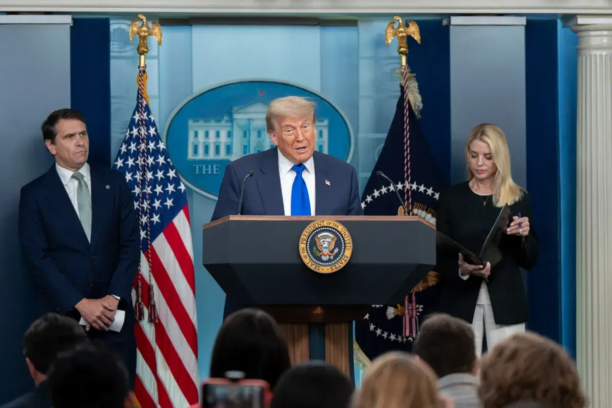 U.S. to Halt Migration from “Third-World” Nations After Washington Shooting — Donald Trump Announces Permanent Pause P20250627AM 0027