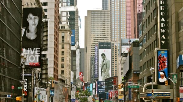 Homeless Man with Long Criminal Past Arrested After Brutal Assault on NYU Student Broadway Crowds 5896264776 crop