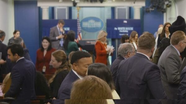 State Department Data Reveals Thousands of Foreign Journalists Currently Reporting from U.S. on I-Visas image 16