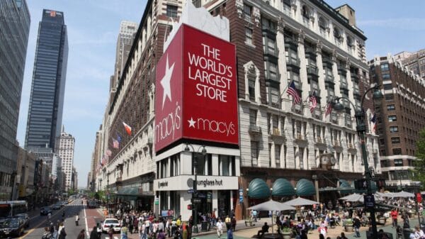 California Tourist Stabbed in Macy’s Herald Square, Suspect Arrested in NYC Attack macys lauramiller img 62151 7c91b3db f3e9 6d8f 1ff035d0b44e2081
