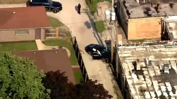 Teen Fatally Shot, 20-Year-Old Critically Injured in Riverdale Gunfire riverdale shooting